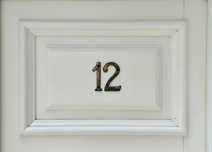 아파트 Stylish Maisonette Off The Seafront