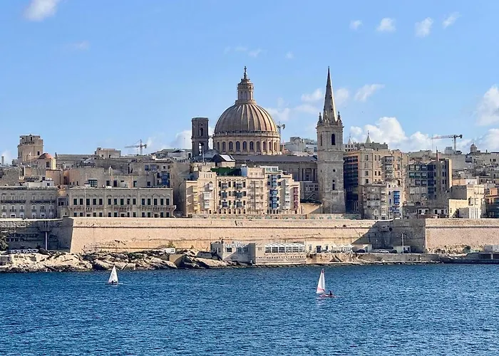 아파트 Stylish Maisonette Off The Seafront