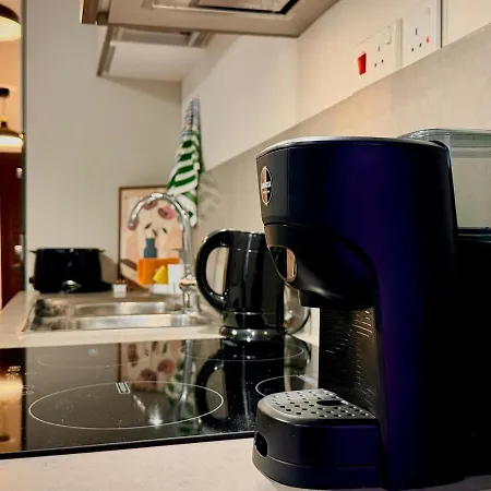 Stylish Maisonette Off The Seafront * Sliema