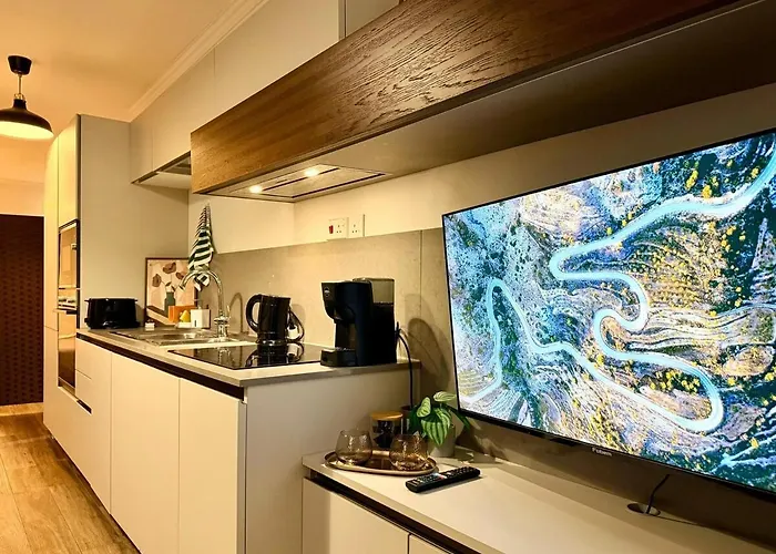 Stylish Maisonette Off The Seafront Apartament Sliema